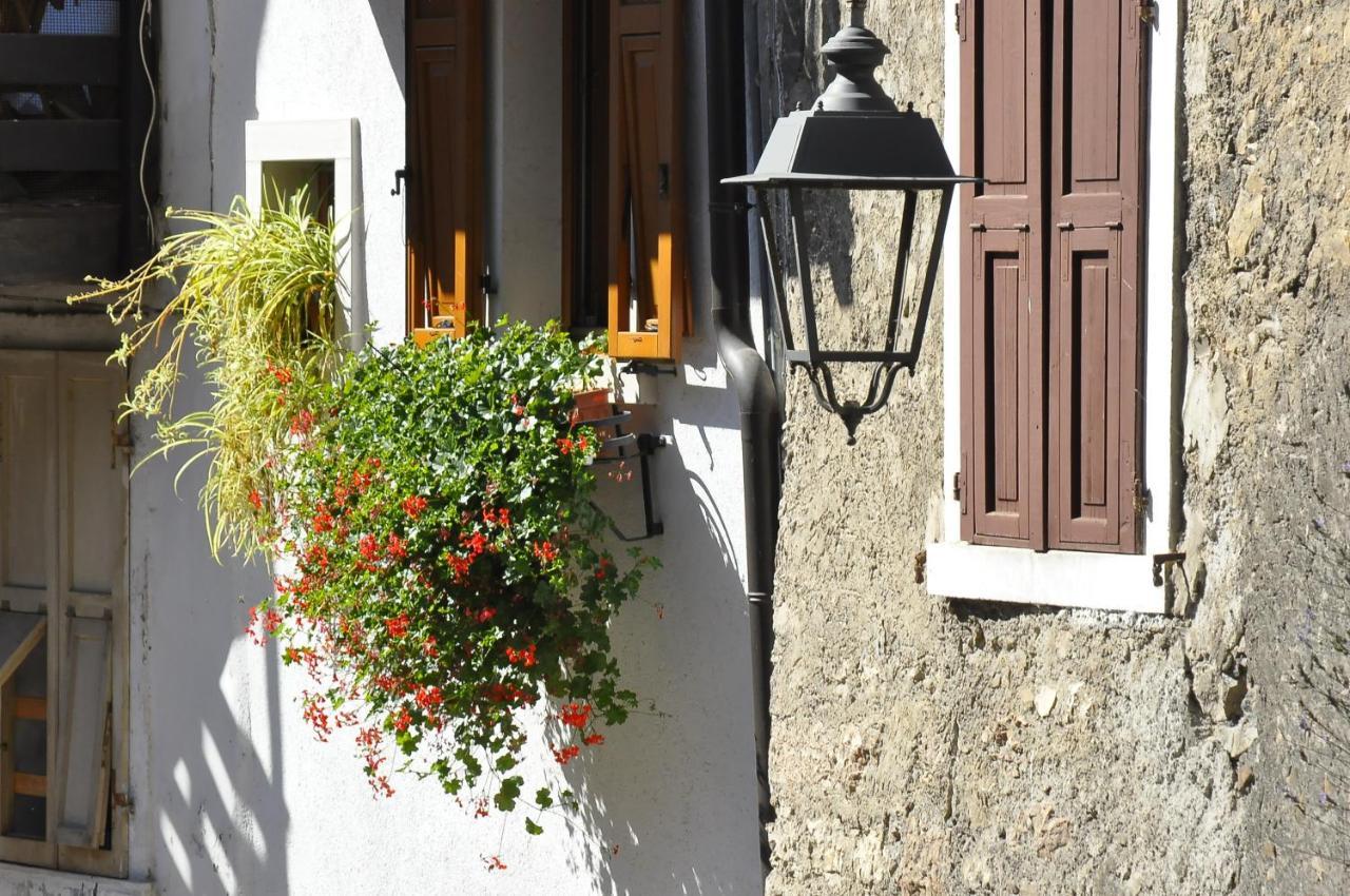 Albergo Meuble Olivi Toscolano-Maderno Exterior foto